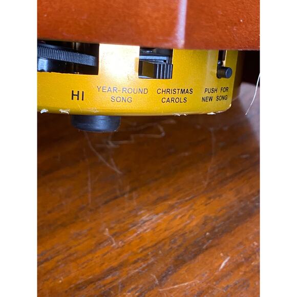 Mr. Christmas Gold Label Millennium Holiday Merry Go Round Musical Carousel - Picture 7 of 12